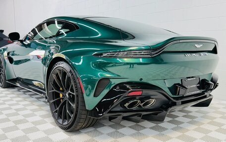 Aston Martin V8 Vantage IV, 2025 год, 27 246 588 рублей, 33 фотография