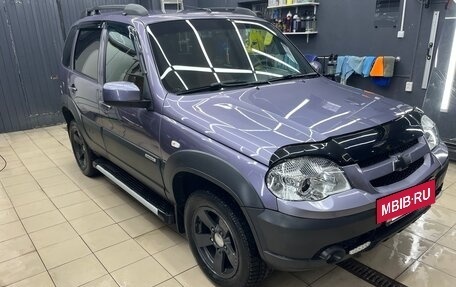 Chevrolet Niva I рестайлинг, 2016 год, 675 000 рублей, 3 фотография