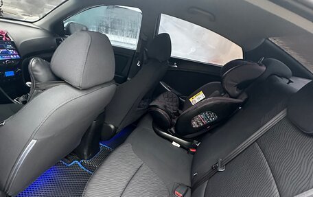 Hyundai Solaris II рестайлинг, 2011 год, 850 000 рублей, 7 фотография