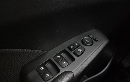 Hyundai Solaris II рестайлинг, 2018 год, 1 250 000 рублей, 8 фотография