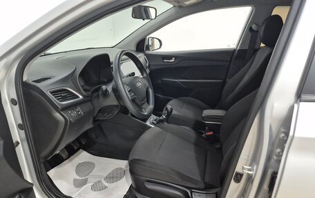 Hyundai Solaris II рестайлинг, 2018 год, 1 250 000 рублей, 9 фотография