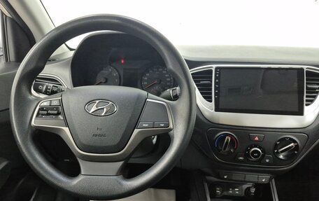 Hyundai Solaris II рестайлинг, 2018 год, 1 250 000 рублей, 11 фотография