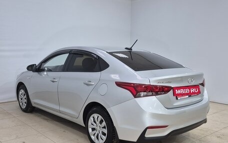 Hyundai Solaris II рестайлинг, 2018 год, 1 250 000 рублей, 6 фотография