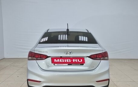 Hyundai Solaris II рестайлинг, 2018 год, 1 250 000 рублей, 5 фотография