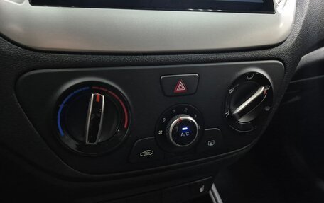 Hyundai Solaris II рестайлинг, 2018 год, 1 250 000 рублей, 19 фотография