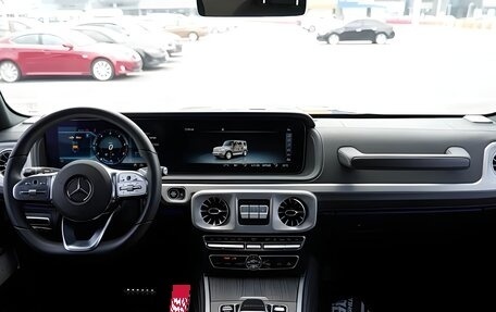 Mercedes-Benz G-Класс W463 рестайлинг _iii, 2022 год, 12 900 000 рублей, 11 фотография