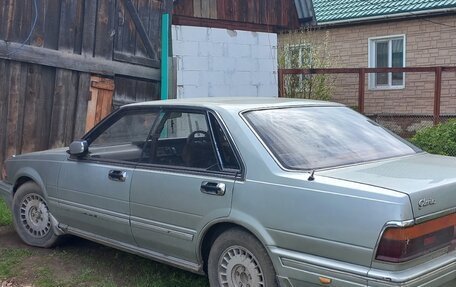 Nissan Gloria VIII, 1990 год, 199 000 рублей, 2 фотография