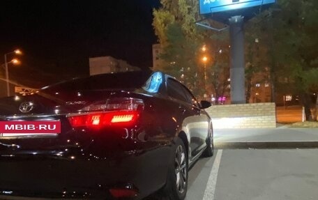 Toyota Camry, 2015 год, 2 190 000 рублей, 2 фотография