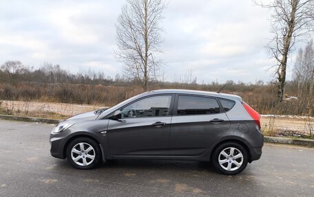 Hyundai Solaris II рестайлинг, 2013 год, 650 000 рублей, 2 фотография