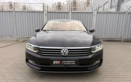 Volkswagen Passat B8 рестайлинг, 2018 год, 2 650 000 рублей, 2 фотография