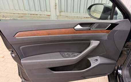 Volkswagen Passat B8 рестайлинг, 2018 год, 2 650 000 рублей, 9 фотография