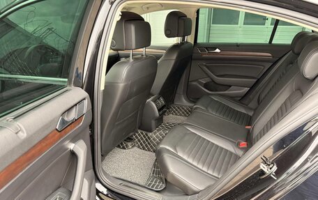 Volkswagen Passat B8 рестайлинг, 2018 год, 2 650 000 рублей, 22 фотография