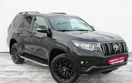 Toyota Land Cruiser Prado 150 рестайлинг 2, 2021 год, 5 950 000 рублей, 4 фотография