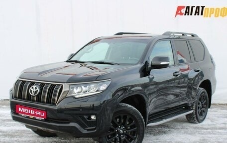 Toyota Land Cruiser Prado 150 рестайлинг 2, 2021 год, 5 950 000 рублей, 2 фотография