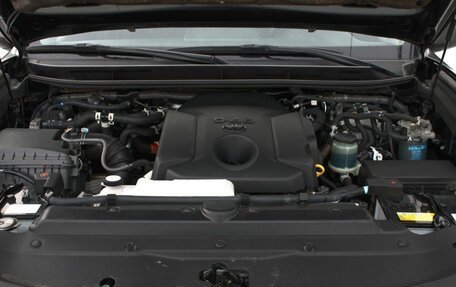 Toyota Land Cruiser Prado 150 рестайлинг 2, 2021 год, 5 950 000 рублей, 10 фотография