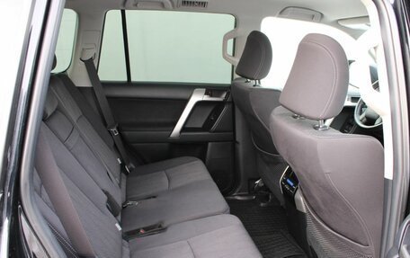 Toyota Land Cruiser Prado 150 рестайлинг 2, 2021 год, 5 950 000 рублей, 14 фотография