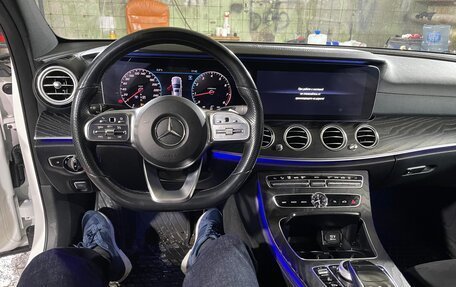 Mercedes-Benz E-Класс, 2019 год, 8 380 000 рублей, 4 фотография