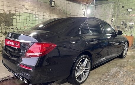 Mercedes-Benz E-Класс, 2019 год, 8 380 000 рублей, 2 фотография