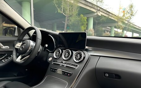 Mercedes-Benz C-Класс, 2021 год, 2 400 000 рублей, 13 фотография