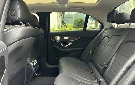 Mercedes-Benz C-Класс, 2021 год, 2 400 000 рублей, 23 фотография