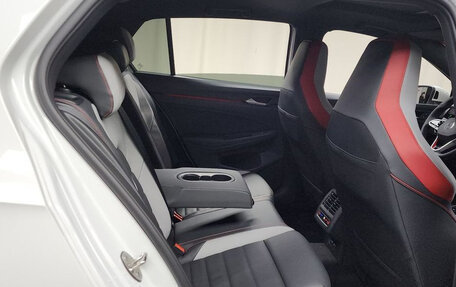 Volkswagen Golf VIII, 2022 год, 3 035 200 рублей, 6 фотография