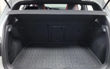 Volkswagen Golf VIII, 2022 год, 3 035 200 рублей, 14 фотография