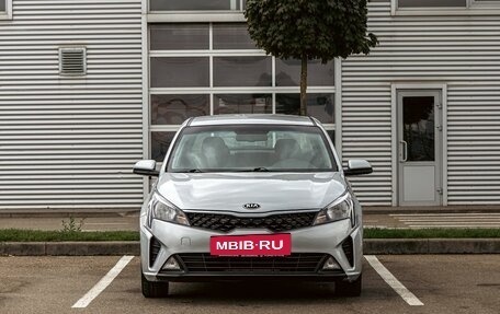 KIA Rio IV, 2022 год, 1 395 000 рублей, 2 фотография