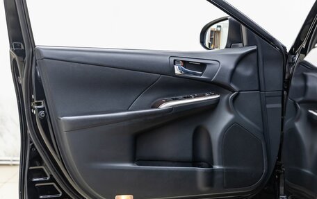 Toyota Camry, 2016 год, 1 899 000 рублей, 20 фотография