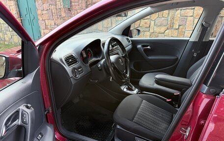 Volkswagen Polo VI (EU Market), 2015 год, 990 000 рублей, 7 фотография