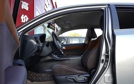 Lexus CT I рестайлинг, 2020 год, 2 500 000 рублей, 8 фотография