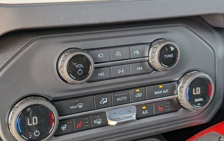 Ford Bronco, 2025 год, 12 365 097 рублей, 19 фотография