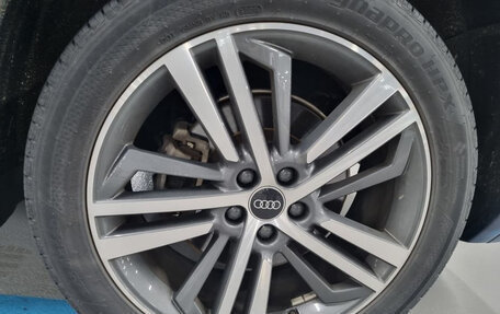 Audi Q5, 2021 год, 3 070 000 рублей, 5 фотография