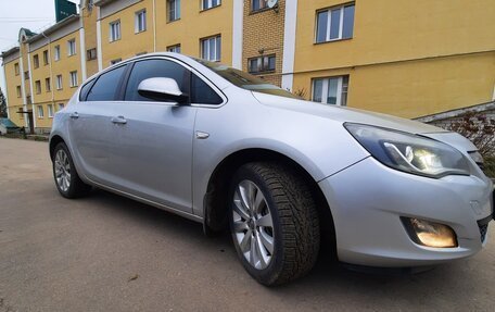 Opel Astra J, 2010 год, 680 000 рублей, 3 фотография