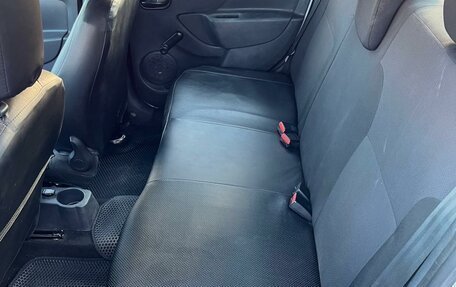 Renault Logan II, 2019 год, 675 000 рублей, 8 фотография