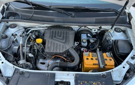 Renault Logan II, 2019 год, 675 000 рублей, 4 фотография