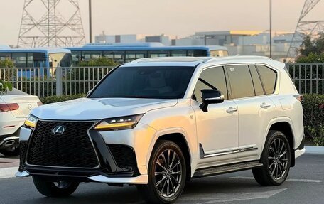 Lexus LX, 2024 год, 17 600 000 рублей, 3 фотография