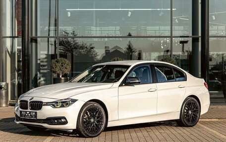 BMW 3 серия, 2017 год, 1 695 000 рублей, 1 фотография