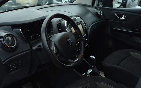 Renault Kaptur I рестайлинг, 2017 год, 1 195 000 рублей, 8 фотография