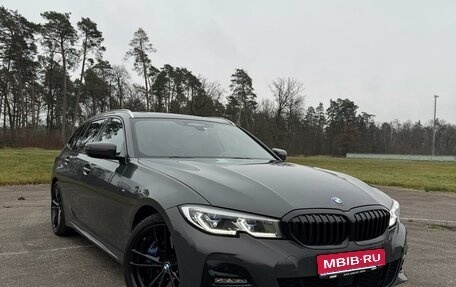 BMW 3 серия, 2021 год, 4 000 000 рублей, 1 фотография
