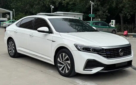 Volkswagen Passat B8 рестайлинг, 2022 год, 2 145 000 рублей, 2 фотография