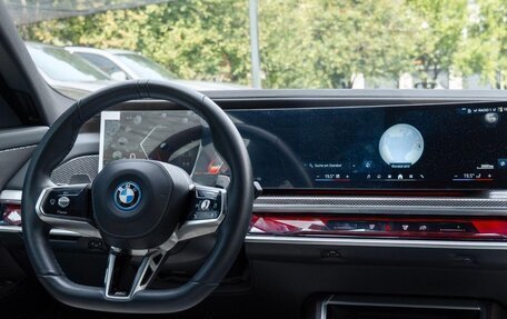 BMW 7 серия, 2024 год, 13 750 077 рублей, 15 фотография