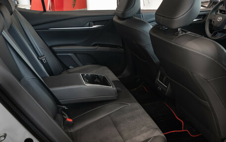 Toyota Camry, 2025 год, 4 890 000 рублей, 7 фотография