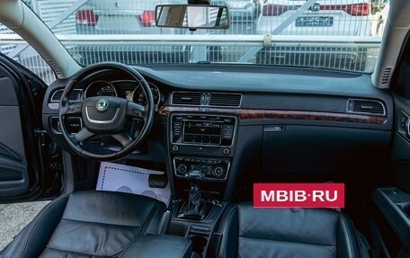 Skoda Superb III рестайлинг, 2013 год, 1 095 000 рублей, 15 фотография