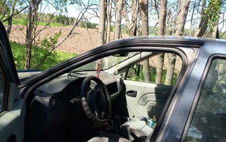 Renault Logan I, 2007 год, 180 000 рублей, 3 фотография