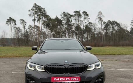 BMW 3 серия, 2021 год, 4 000 000 рублей, 3 фотография