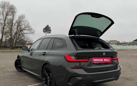 BMW 3 серия, 2021 год, 4 000 000 рублей, 20 фотография