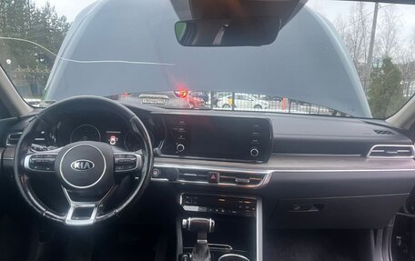 KIA K5, 2021 год, 2 400 000 рублей, 6 фотография