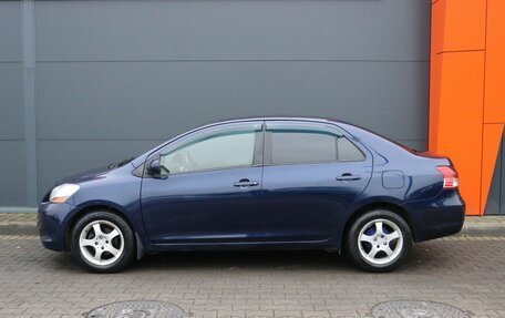 Toyota Yaris III рестайлинг, 2008 год, 799 000 рублей, 2 фотография