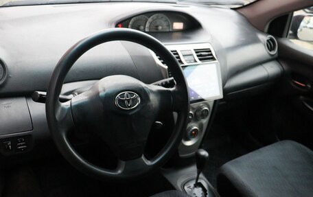 Toyota Yaris III рестайлинг, 2008 год, 799 000 рублей, 5 фотография