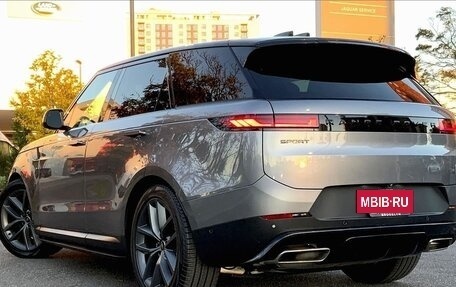 Land Rover Range Rover Sport, 2024 год, 175 000 рублей, 4 фотография